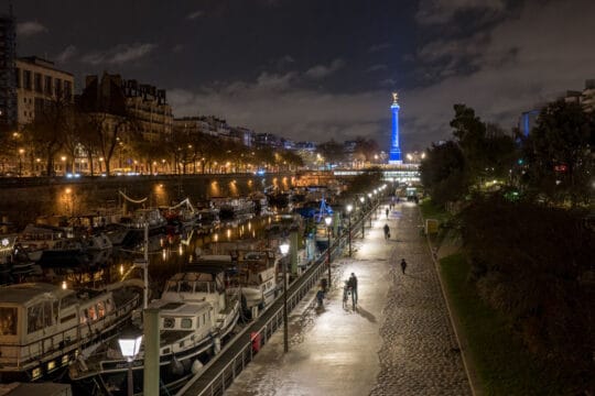Paris - Bastille et le Port de l'Arsenal