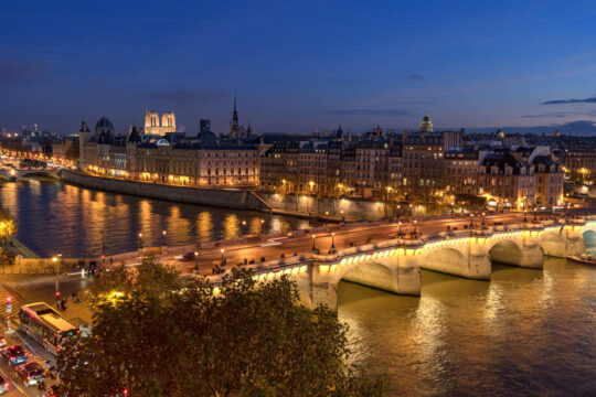 Paris - Toit sur la Seine